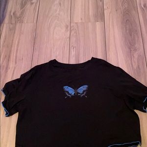Butterfly Cropped t shirt
